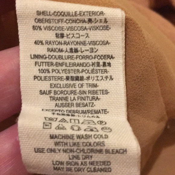 Women’s Boho Chic Dress for all seasons!! Like New - Picture 4 of 5